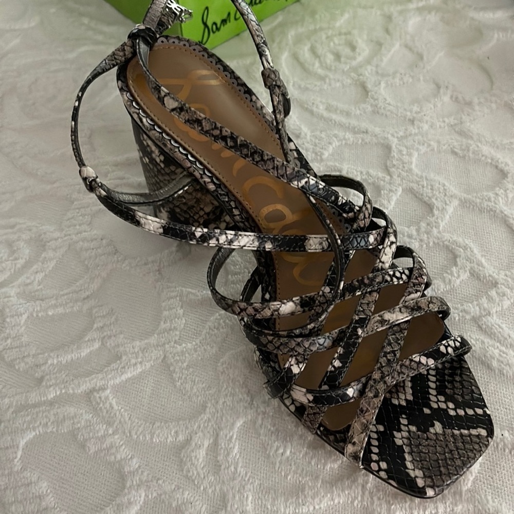 Sam eldeman brand new Sandles size 7.5